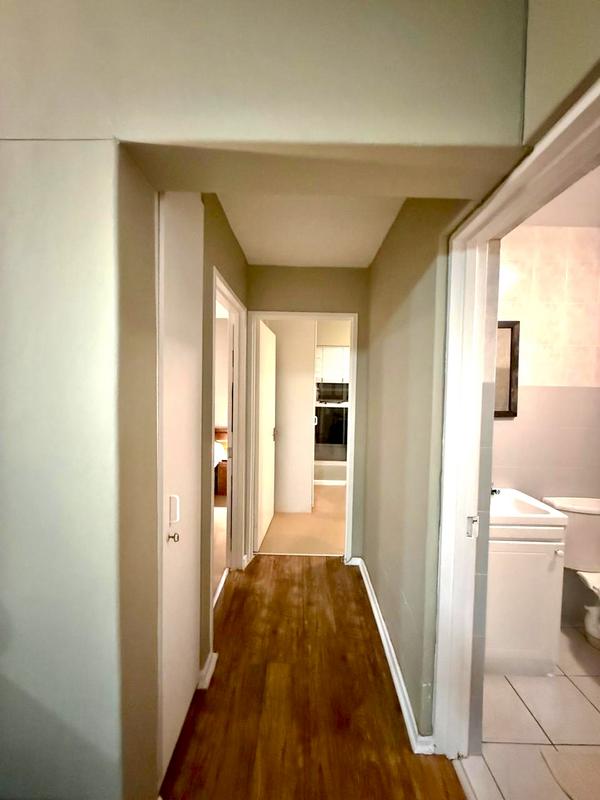 2 Bedroom Property for Sale in Hout Bay Western Cape